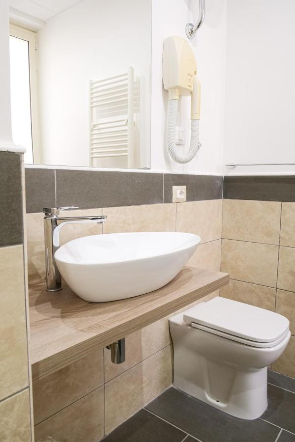 Hotel Terrazza Magenta Rome Buitenkant foto